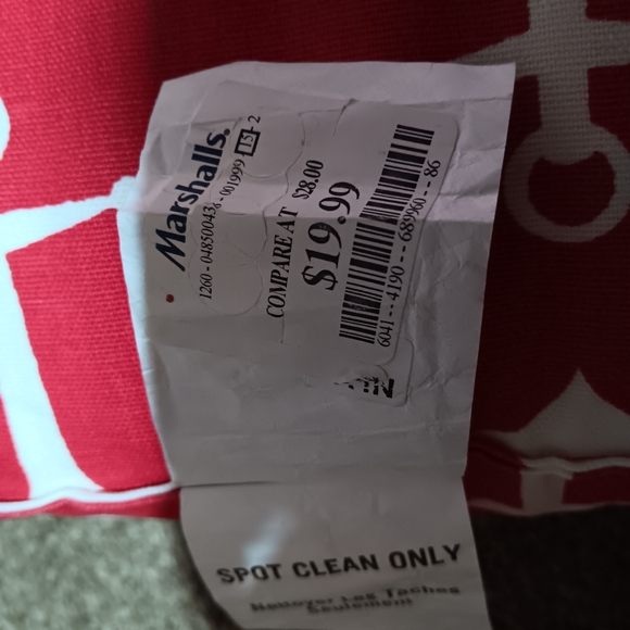 Light Red, Oblong Throw Pillow. Anchor Design in white. - Picture 4 of 6